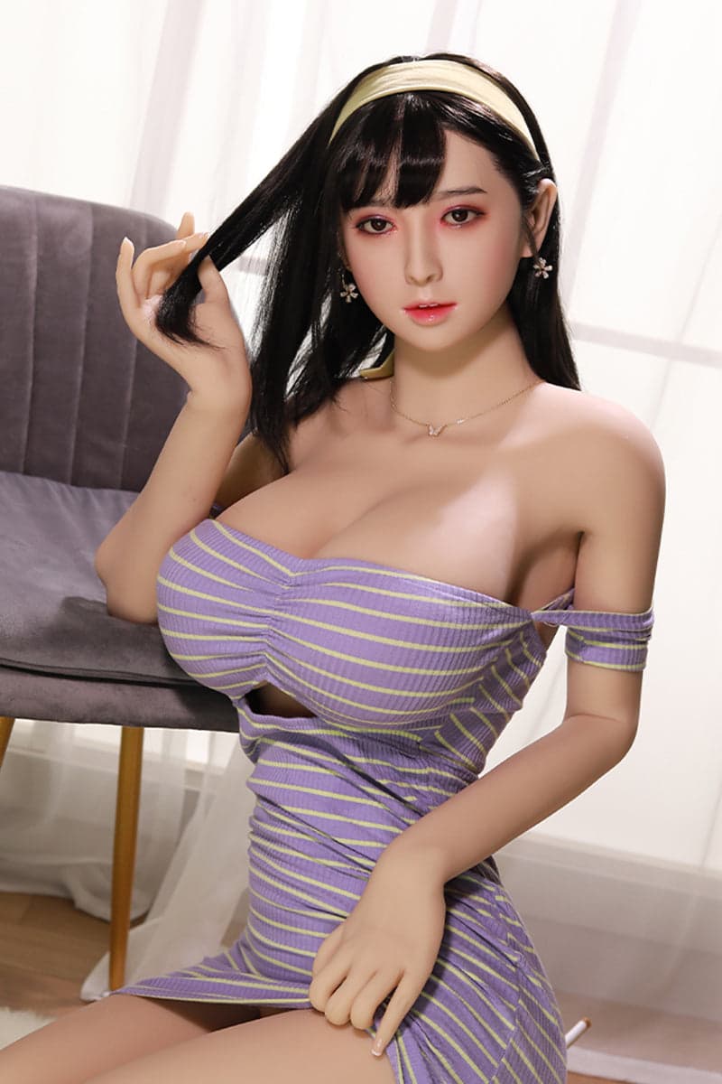 日式超逼真矽膠性愛娃娃 Hyeyeon - 5 英尺 6 英寸（168 公分），6 種尺寸可選