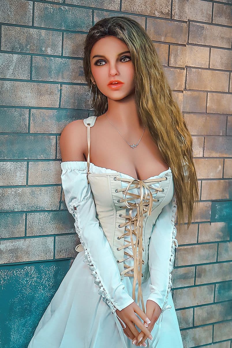 SY Doll 166cm/5ft5 華麗女士：真人大小逼真性愛娃娃 Lillian 的全面評測