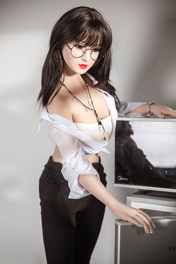 Aibei Doll 158cm/5ft2 Glinda：令人驚嘆的辦公室女士性愛娃娃評論